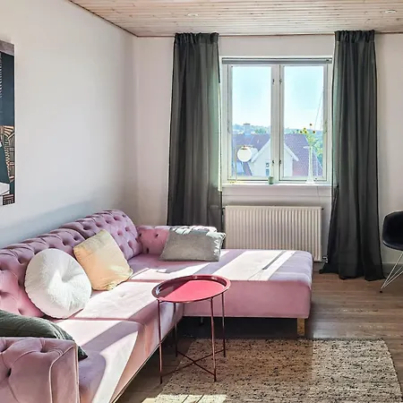 아파트 2 Bedroom In *